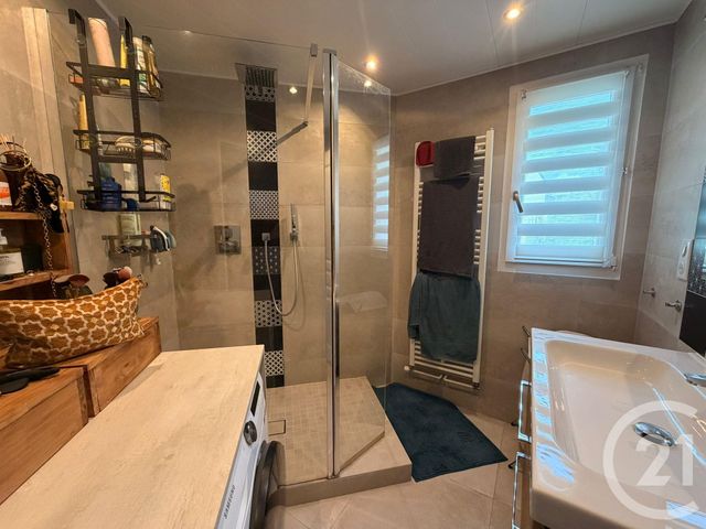Appartement 3 pieces avec 2 chambres à louer - 3 pièces - 82.79 m2 - MONTIGNY LES METZ - 57 - LORRAINE - Century 21 Immo Val