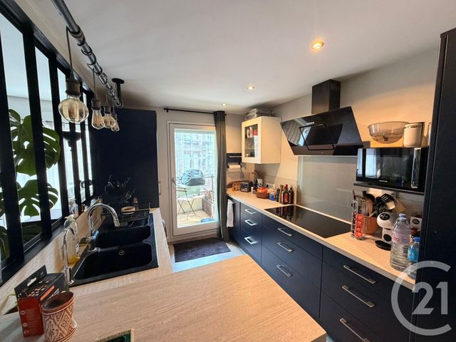 Appartement 3 pieces avec 2 chambres à louer - 3 pièces - 82.79 m2 - MONTIGNY LES METZ - 57 - LORRAINE - Century 21 Immo Val