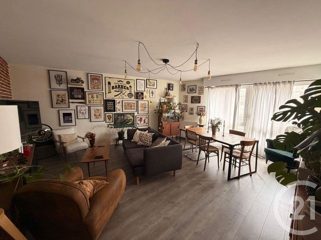 Appartement 3 pieces avec 2 chambres à louer - 3 pièces - 82.79 m2 - MONTIGNY LES METZ - 57 - LORRAINE - Century 21 Immo Val