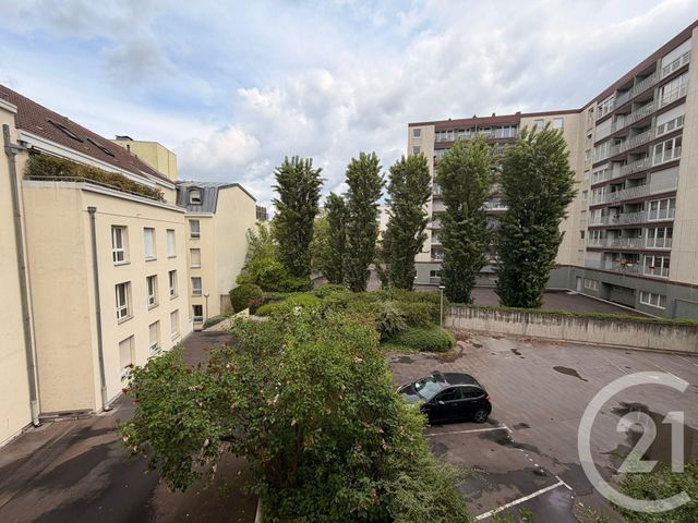 Appartement 3 pieces avec 2 chambres à louer - 3 pièces - 82.79 m2 - MONTIGNY LES METZ - 57 - LORRAINE - Century 21 Immo Val