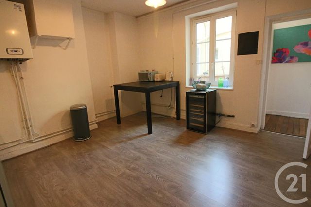 Appartement F3 à louer - 3 pièces - 92.2 m2 - METZ - 57 - LORRAINE - Century 21 Immo Val