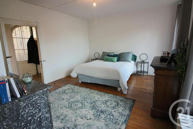 Appartement F3 à louer - 3 pièces - 92.2 m2 - METZ - 57 - LORRAINE - Century 21 Immo Val