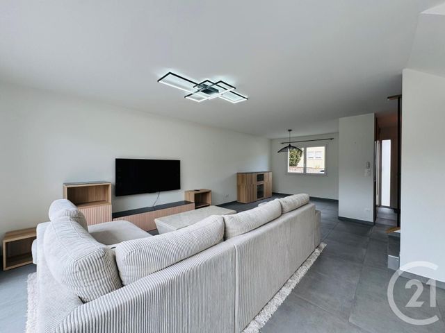 maison à louer - 5 pièces - 130.01 m2 - VIGY - 57 - LORRAINE - Century 21 Immo Val