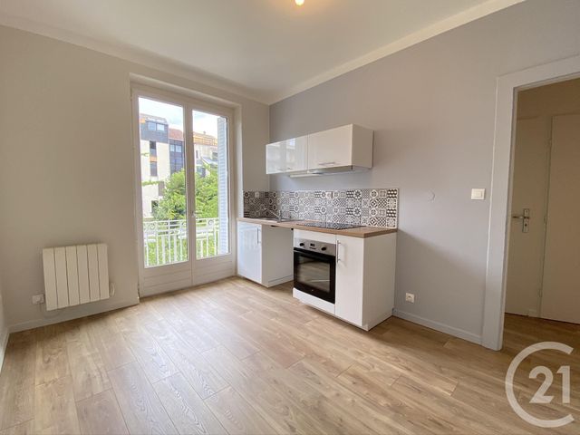 Appartement F2 à louer - 2 pièces - 45.43 m2 - LONGEVILLE LES METZ - 57 - LORRAINE - Century 21 Immo Val