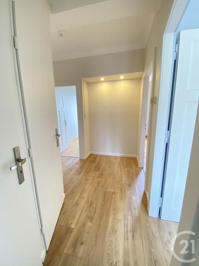 Appartement F2 à louer - 2 pièces - 45.43 m2 - LONGEVILLE LES METZ - 57 - LORRAINE - Century 21 Immo Val