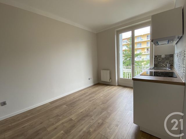 Appartement F2 à louer - 2 pièces - 45.43 m2 - LONGEVILLE LES METZ - 57 - LORRAINE - Century 21 Immo Val