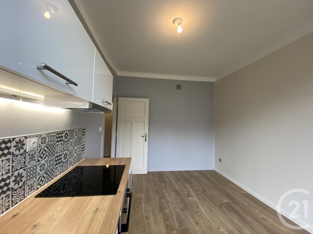 Appartement F2 à louer - 2 pièces - 45.43 m2 - LONGEVILLE LES METZ - 57 - LORRAINE - Century 21 Immo Val