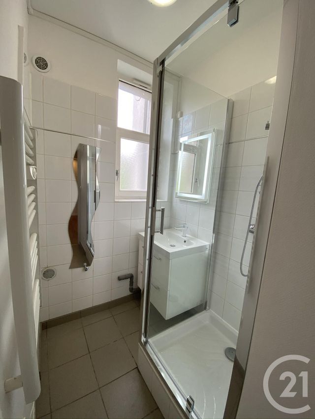 Appartement F2 à louer - 2 pièces - 45.43 m2 - LONGEVILLE LES METZ - 57 - LORRAINE - Century 21 Immo Val