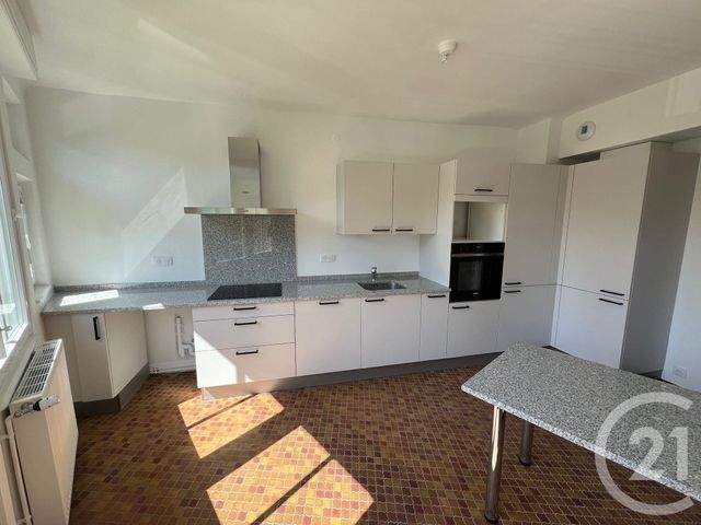 Appartement F3 à louer - 3 pièces - 74.78 m2 - METZ - 57 - LORRAINE - Century 21 Immo Val