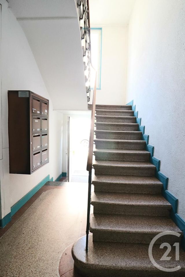 Appartement F2 à louer - 2 pièces - 54.4 m2 - METZ - 57 - LORRAINE - Century 21 Immo Val