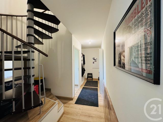 Appartement F5 à louer - 5 pièces - 93.28 m2 - CUVRY - 57 - LORRAINE - Century 21 Immo Val