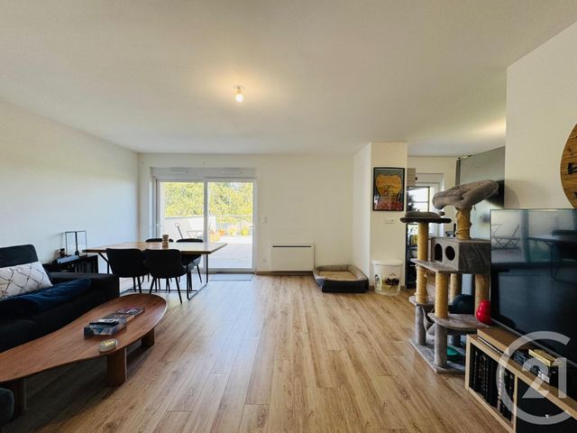Appartement F5 à louer - 5 pièces - 93.28 m2 - CUVRY - 57 - LORRAINE - Century 21 Immo Val