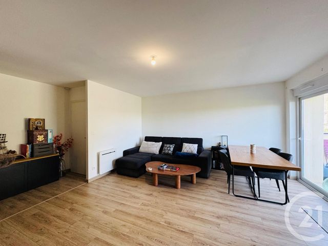 Appartement F5 à louer - 5 pièces - 93.28 m2 - CUVRY - 57 - LORRAINE - Century 21 Immo Val
