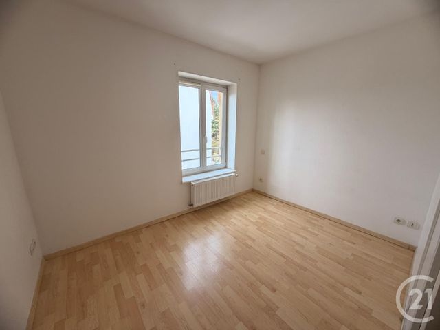 Appartement F3 à louer - 3 pièces - 56.12 m2 - UCKANGE - 57 - LORRAINE - Century 21 Immo Val