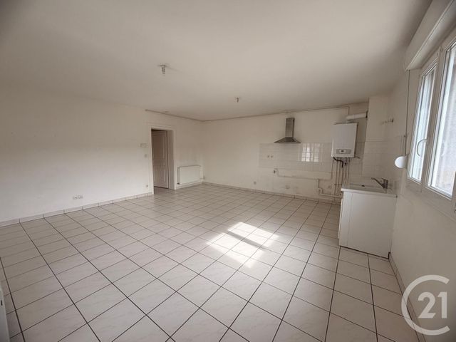 Appartement F3 à louer - 3 pièces - 56.12 m2 - UCKANGE - 57 - LORRAINE - Century 21 Immo Val