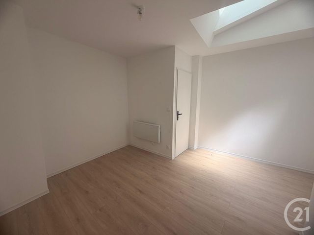 Appartement à louer - 4 pièces - 100.05 m2 - METZ - 57 - LORRAINE - Century 21 Immo Val