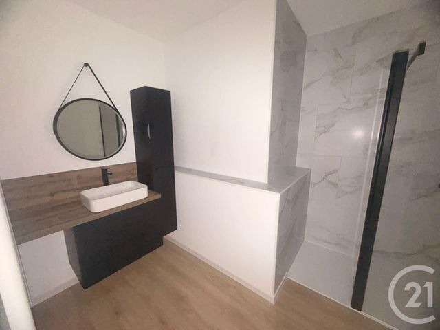 Appartement à louer - 4 pièces - 100.05 m2 - METZ - 57 - LORRAINE - Century 21 Immo Val