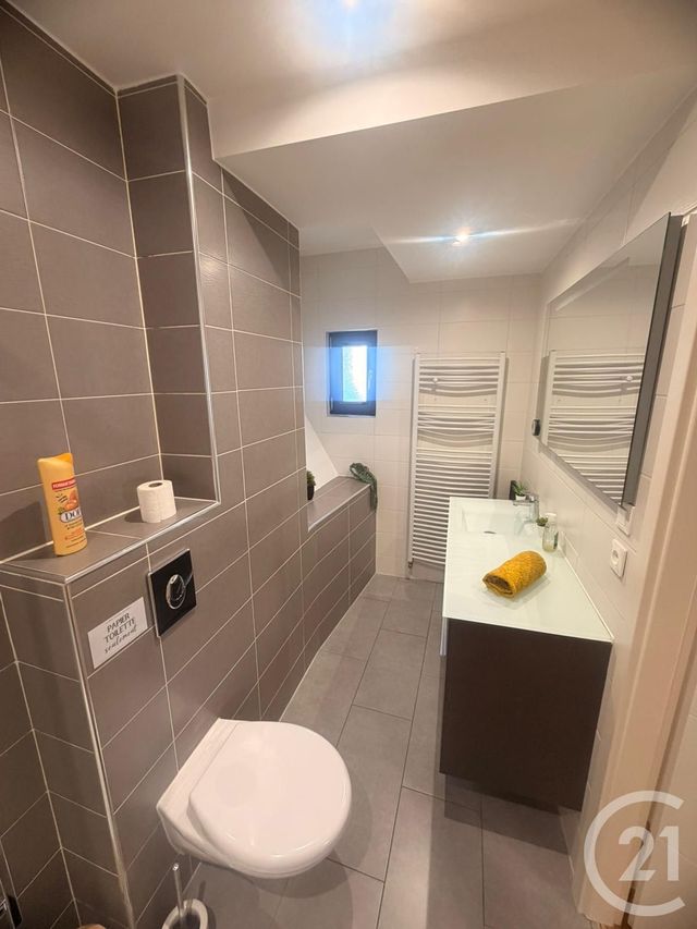 Appartement à louer - 2 pièces - 43.62 m2 - MONTIGNY LES METZ - 57 - LORRAINE - Century 21 Immo Val