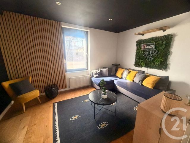 Appartement à louer - 2 pièces - 43.62 m2 - MONTIGNY LES METZ - 57 - LORRAINE - Century 21 Immo Val