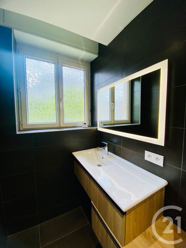 Appartement F4 à louer - 4 pièces - 89.03 m2 - METZ - 57 - LORRAINE - Century 21 Immo Val