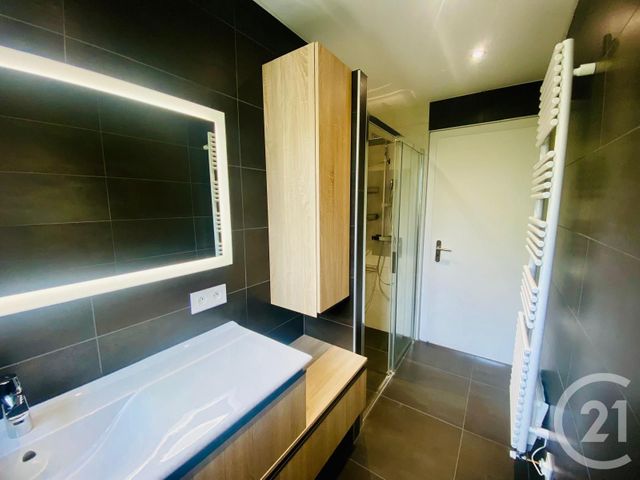 Appartement F4 à louer - 4 pièces - 89.03 m2 - METZ - 57 - LORRAINE - Century 21 Immo Val