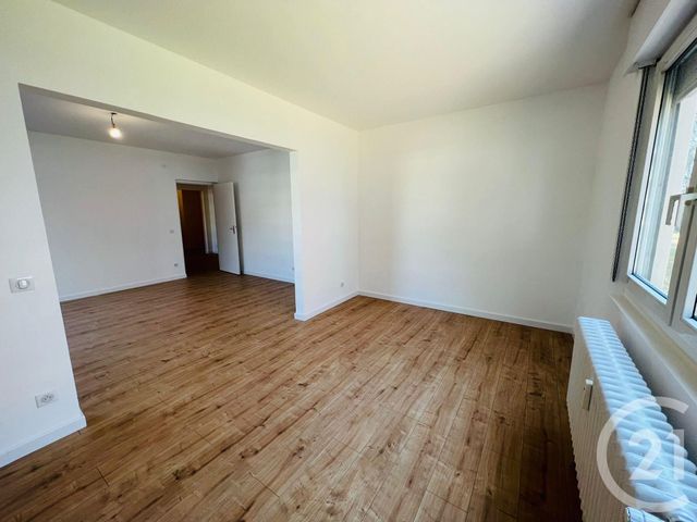 Appartement F5 à louer - 5 pièces - 90.62 m2 - MOULINS LES METZ - 57 - LORRAINE - Century 21 Immo Val