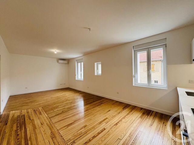 Appartement F5 à louer - 5 pièces - 80.71 m2 - MONTIGNY LES METZ - 57 - LORRAINE - Century 21 Immo Val