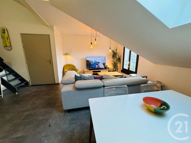 Appartement F3 à louer - 3 pièces - 53.53 m2 - LONGEVILLE LES METZ - 57 - LORRAINE - Century 21 Immo Val
