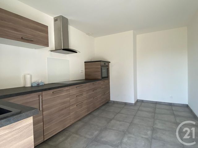 Appartement F5 à louer - 5 pièces - 127.55 m2 - CUVRY - 57 - LORRAINE - Century 21 Immo Val
