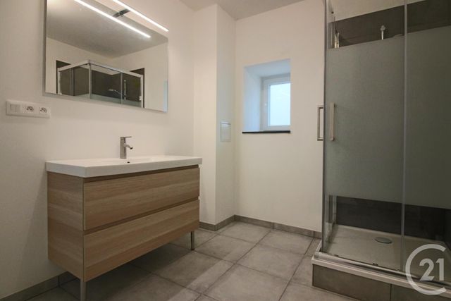 Appartement F5 à louer - 5 pièces - 127.55 m2 - CUVRY - 57 - LORRAINE - Century 21 Immo Val