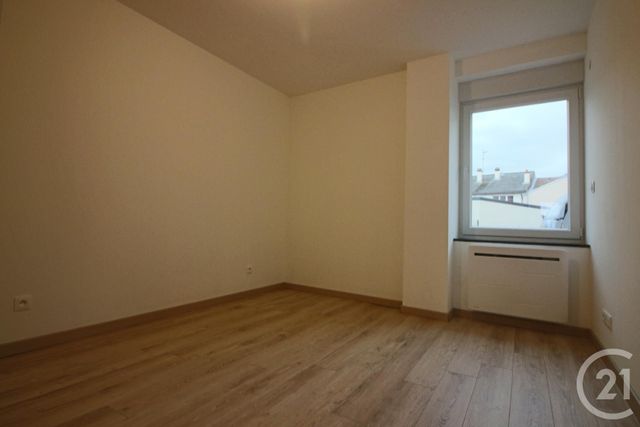 Appartement F5 à louer - 5 pièces - 127.55 m2 - CUVRY - 57 - LORRAINE - Century 21 Immo Val