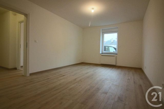 Appartement F5 à louer - 5 pièces - 127.55 m2 - CUVRY - 57 - LORRAINE - Century 21 Immo Val