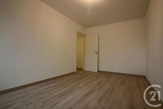 Appartement F5 à louer - 5 pièces - 127.55 m2 - CUVRY - 57 - LORRAINE - Century 21 Immo Val