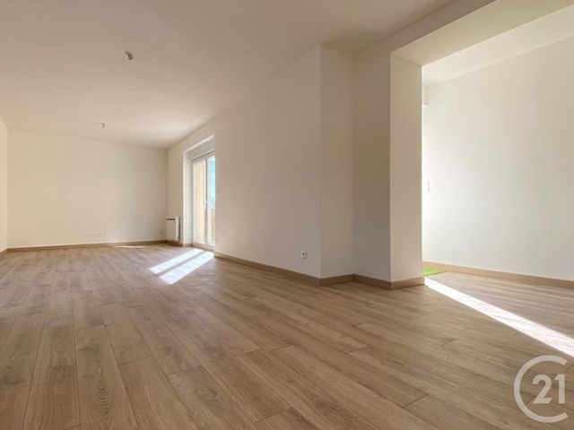 Appartement F5 à louer - 5 pièces - 127.55 m2 - CUVRY - 57 - LORRAINE - Century 21 Immo Val