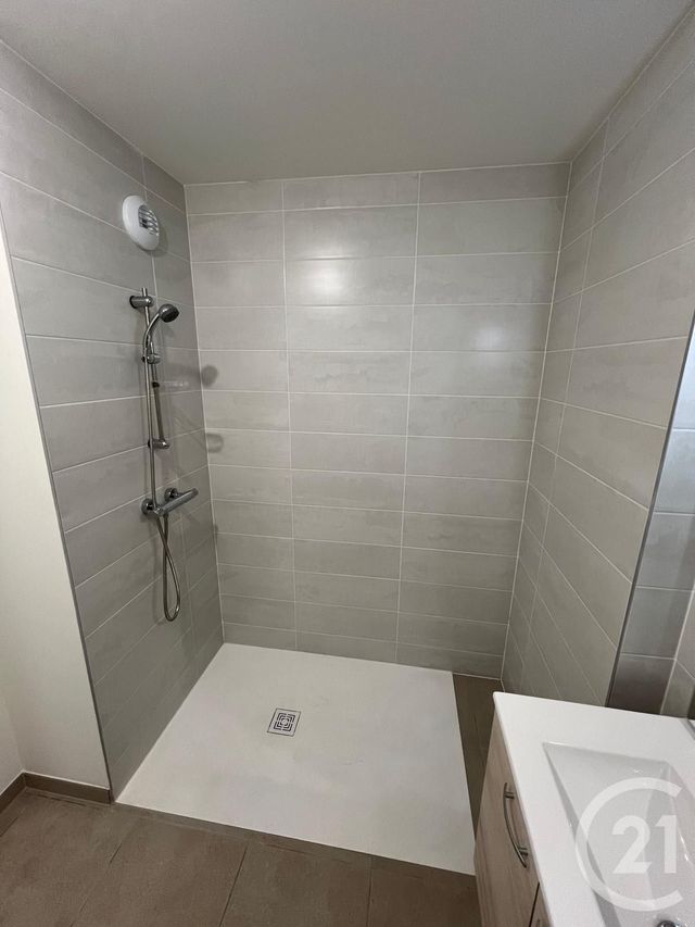 Appartement 3 pieces avec 2 chambres à louer - 3 pièces - 63.65 m2 - METZ - 57 - LORRAINE - Century 21 Immo Val