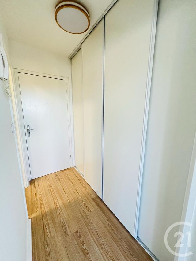Appartement F1 à louer - 1 pièce - 24.4 m2 - MONTIGNY LES METZ - 57 - LORRAINE - Century 21 Immo Val
