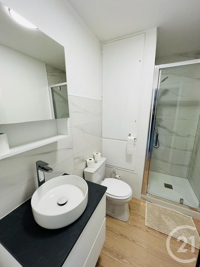 Appartement F1 à louer - 1 pièce - 24.4 m2 - MONTIGNY LES METZ - 57 - LORRAINE - Century 21 Immo Val