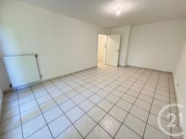 Appartement 2 pieces à louer - 2 pièces - 49.5 m2 - METZ - 57 - LORRAINE - Century 21 Immo Val