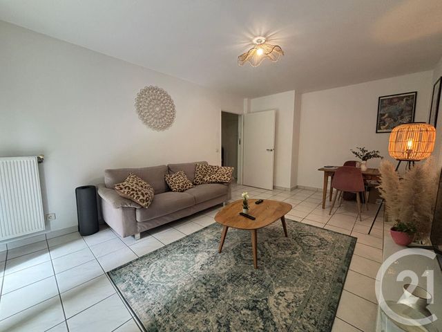 Appartement 2 pieces à louer - 2 pièces - 49.5 m2 - METZ - 57 - LORRAINE - Century 21 Immo Val