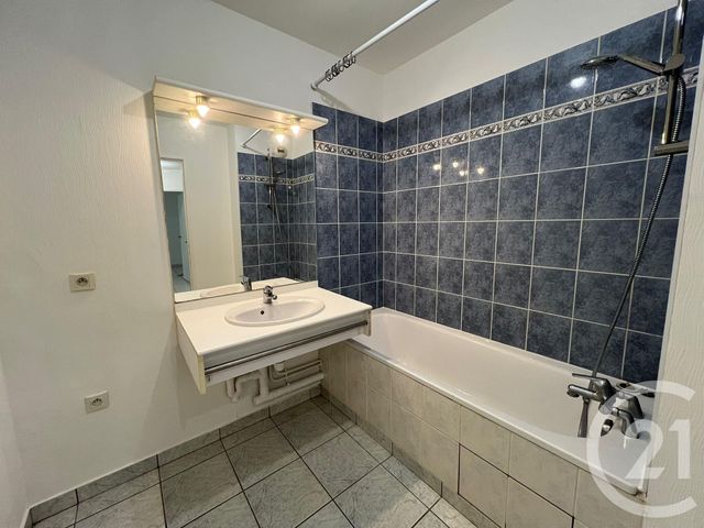 Appartement 2 pieces à louer - 2 pièces - 49.5 m2 - METZ - 57 - LORRAINE - Century 21 Immo Val