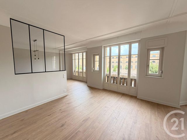 Appartement F5 à louer - 5 pièces - 117.2 m2 - METZ - 57 - LORRAINE - Century 21 Immo Val
