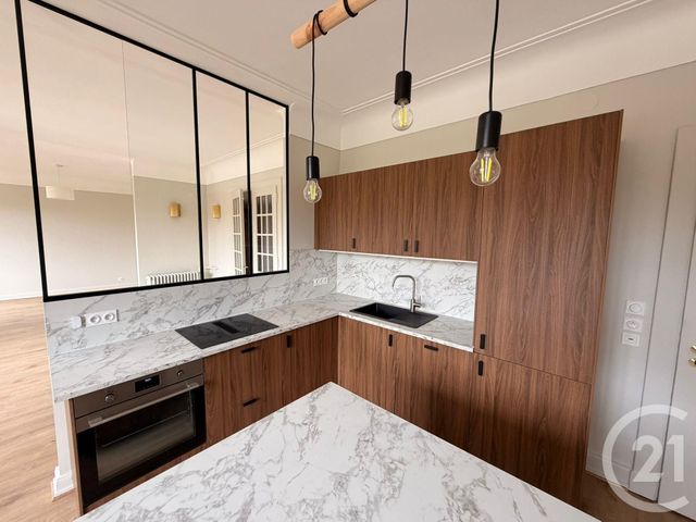 Appartement F5 à louer - 5 pièces - 117.2 m2 - METZ - 57 - LORRAINE - Century 21 Immo Val