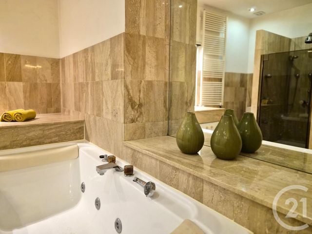 Appartement F5 à vendre - 5 pièces - 205.27 m2 - METZ - 57 - LORRAINE - Century 21 Immo Val