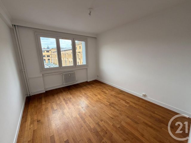 Appartement 4 pieces à louer - 4 pièces - 85.97 m2 - METZ - 57 - LORRAINE - Century 21 Immo Val