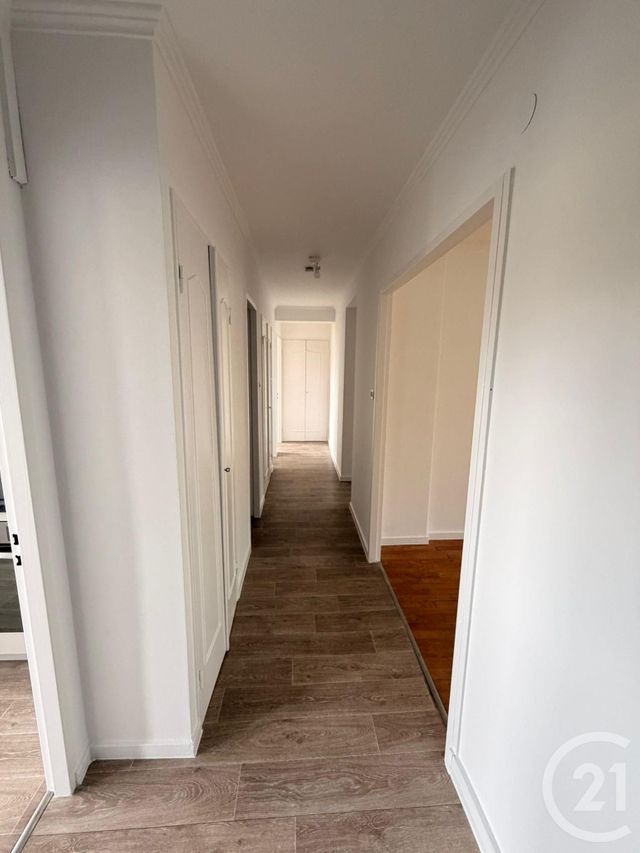 Appartement 4 pieces à louer - 4 pièces - 85.97 m2 - METZ - 57 - LORRAINE - Century 21 Immo Val