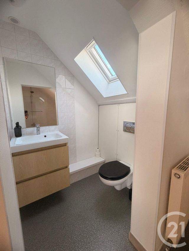 Appartement 2 pieces à louer - 2 pièces - 44.33 m2 - MONTIGNY LES METZ - 57 - LORRAINE - Century 21 Immo Val