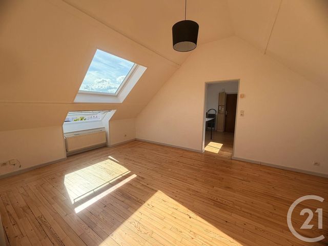 Appartement 2 pieces à louer - 2 pièces - 44.33 m2 - MONTIGNY LES METZ - 57 - LORRAINE - Century 21 Immo Val