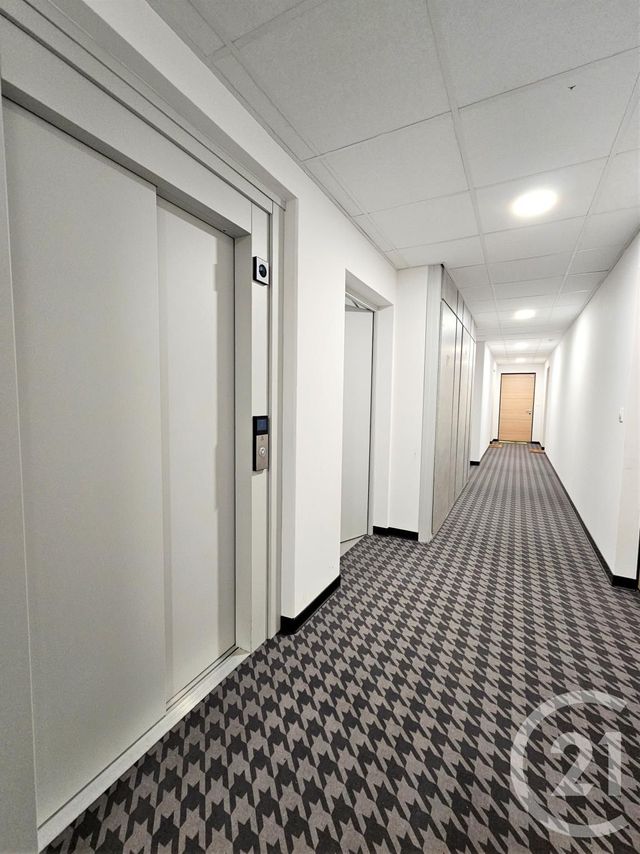 Appartement F2 à louer - 2 pièces - 41.98 m2 - MOULINS LES METZ - 57 - LORRAINE - Century 21 Immo Val
