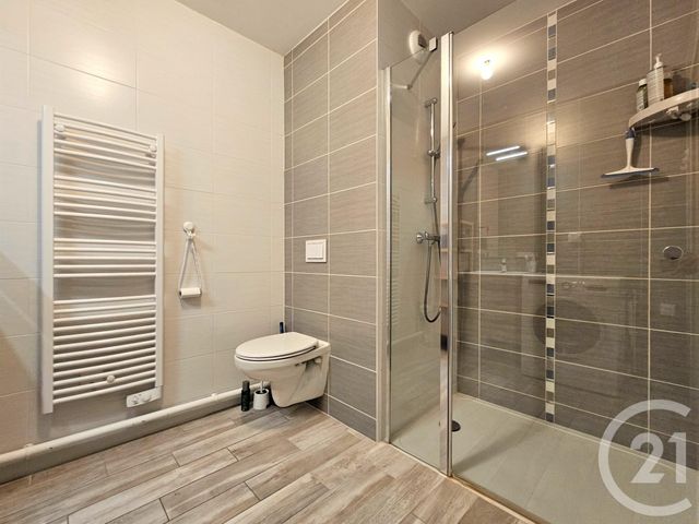 Appartement F2 à louer - 2 pièces - 41.98 m2 - MOULINS LES METZ - 57 - LORRAINE - Century 21 Immo Val