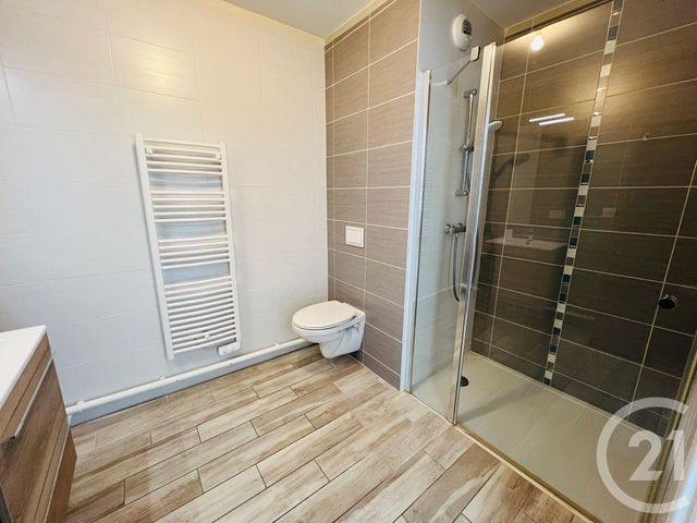 Appartement F2 à louer - 2 pièces - 41.98 m2 - MOULINS LES METZ - 57 - LORRAINE - Century 21 Immo Val